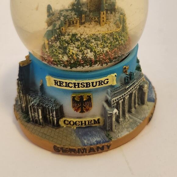 Vintage Reichsburg Germany Snow Globe - Picture 2 of 3
